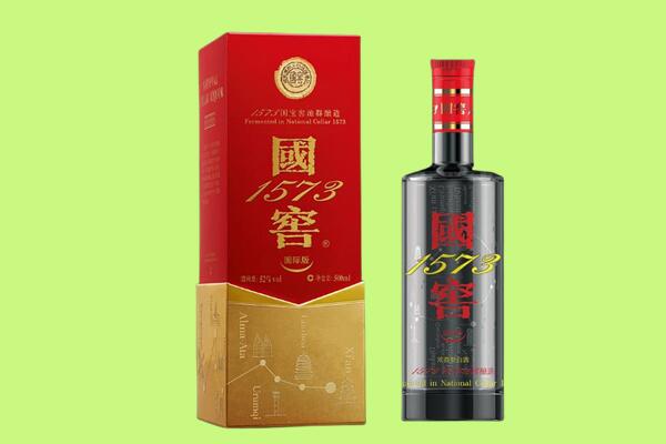 沈阳皇姑区回收国窖1573.jpg
